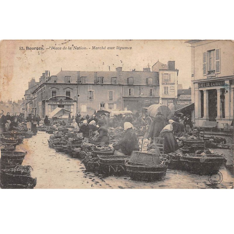 BOURGES - Place de la Nation - Marché aux légumes - très bon état
