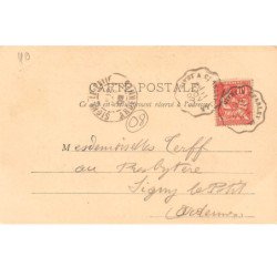 GIVET - Place de la République - très bon état