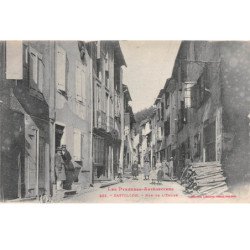 CASTILLON - Rue de l'Eglise - très bon état
