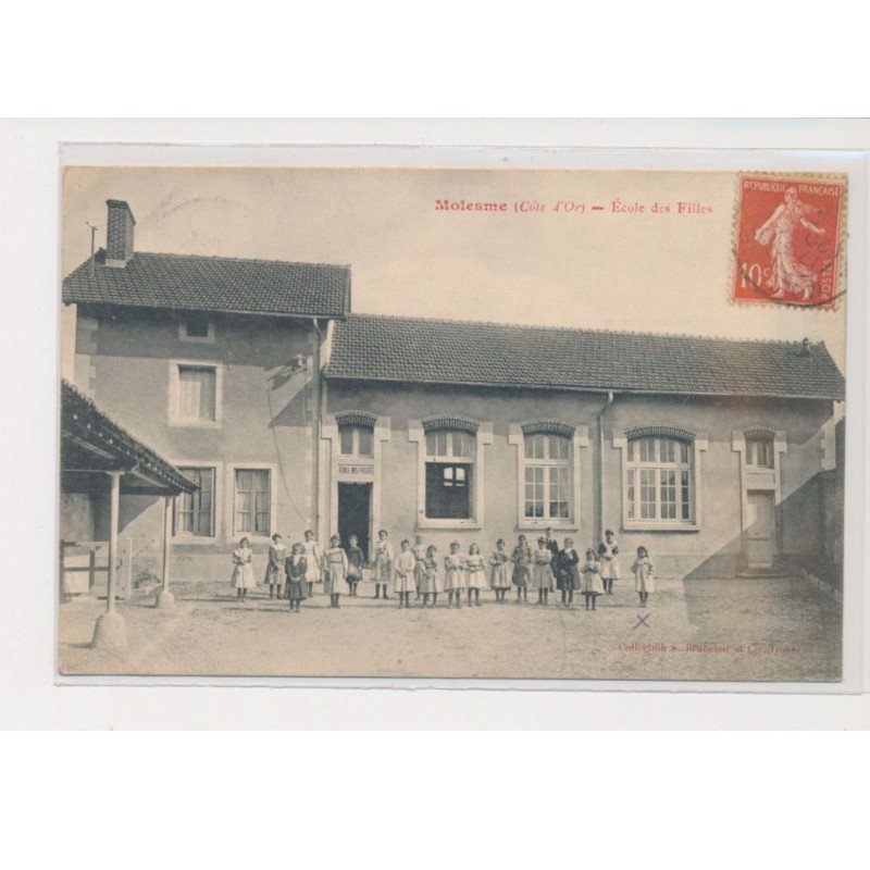 MOLESME - école des filles - très bon état