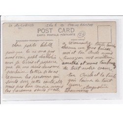 LA ROCHELLE : carte photo d'une scène de famille écoutant le phonographe - très bon état