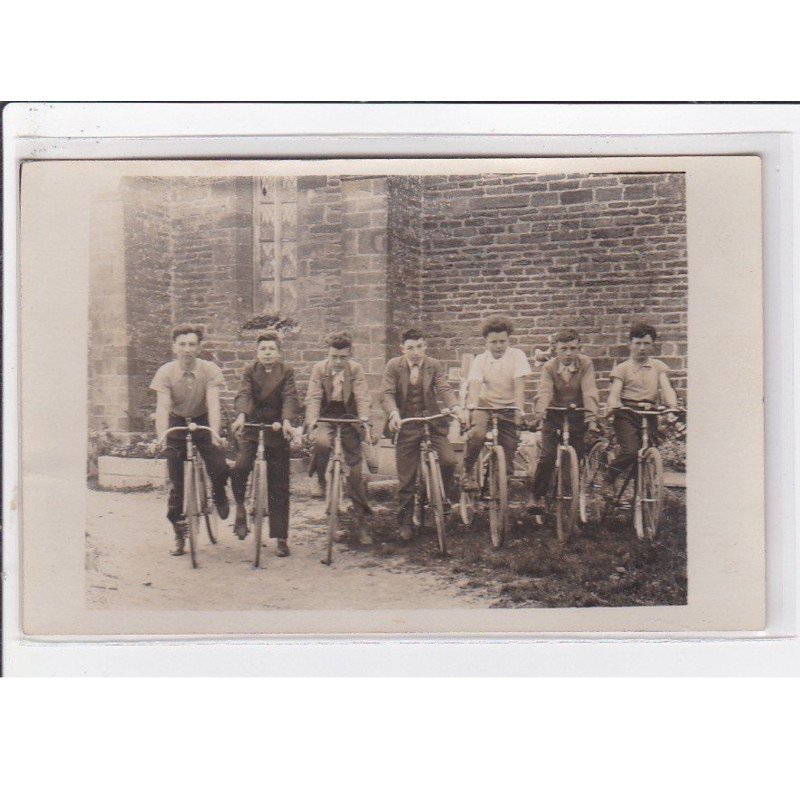ROSTRENEN ?: carte photo de jeunes cyclistes (vélo) - très bon état