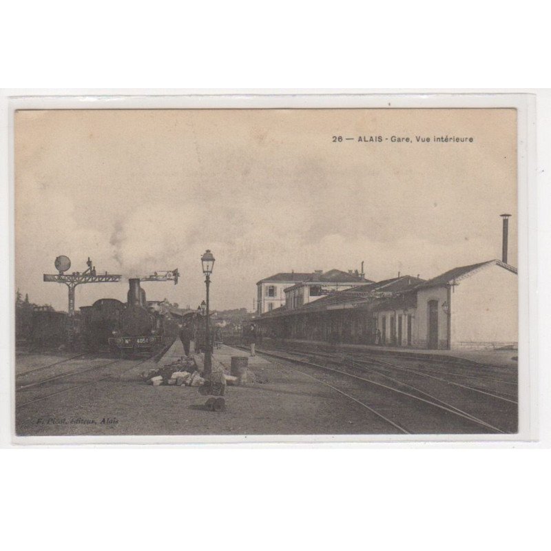 ALAIS / ALES : la gare - vue intérieure - très bon état