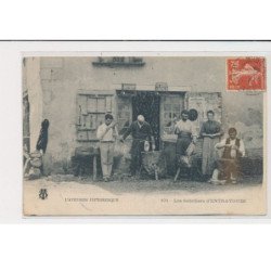 ENTRAYGUES - l'Aveyron pittoresque - Les sabotiers - très bon état