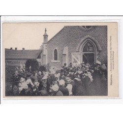 MIGNIERES : procession à la chapelle des Trois Maries un jour de pélerinage - très bon état