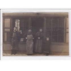 BU : carte photo de la cordonnerie LUCAS (anciennement GEOSSIN) - vente de cartes postales - très bon état