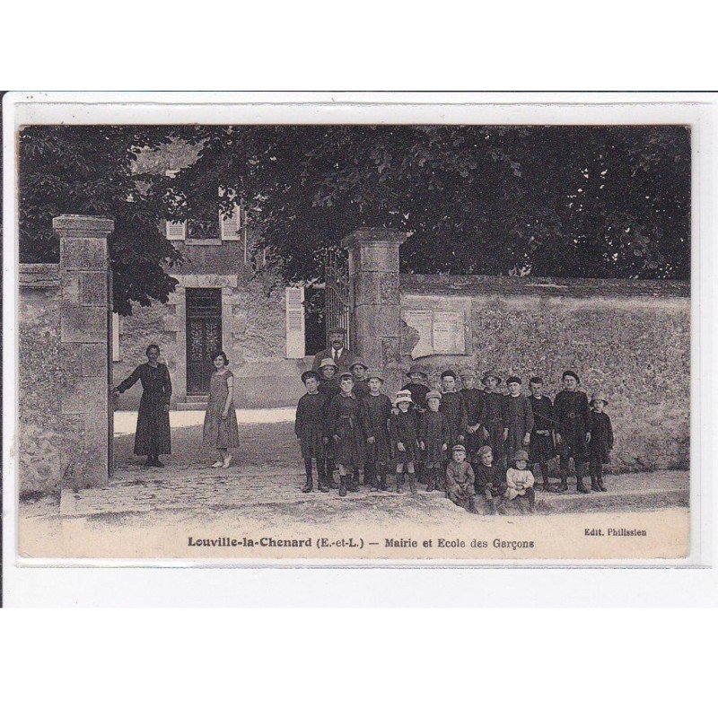 LOUVILLE LA CHENARD : mairie et école des garçons - très bon état