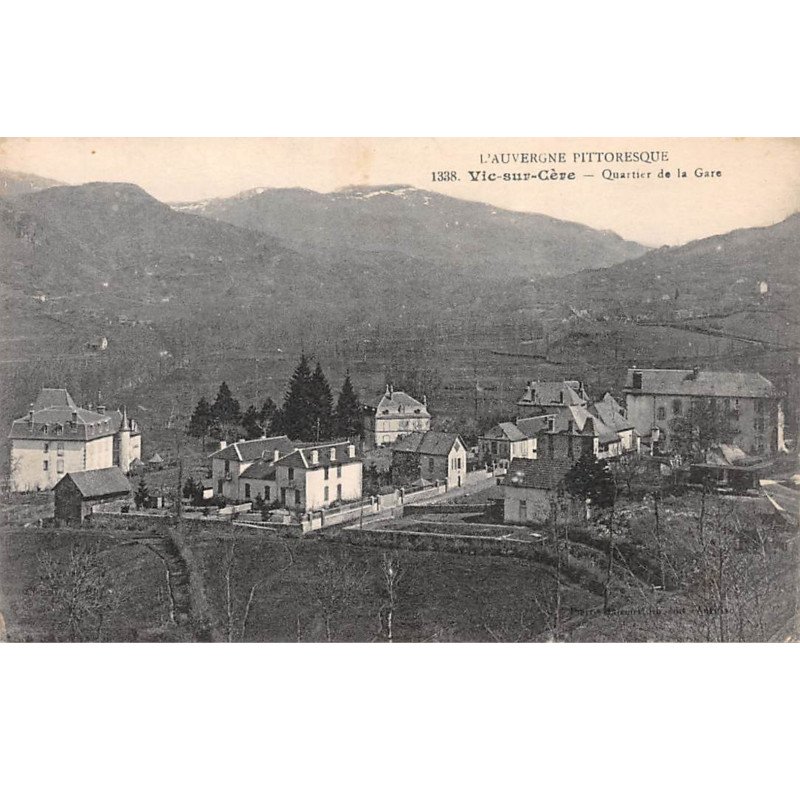 VIC SUR CERE  - Quartier de la Gare - très bon état