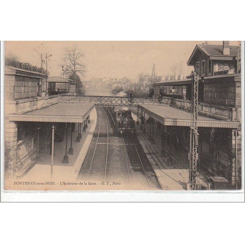 FONTENAY SOUS BOIS : l'intérieur de la gare - très bon état FONTENAY SOUS BOIS : l'intérieur de la gare - très bon état