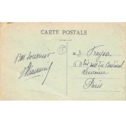 PLEAUX - Place de la Mairie - très bon état