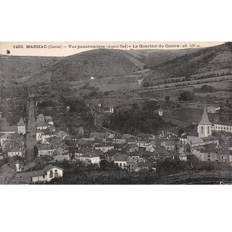 MASSIAC - Vue panoramique - Le Quartier du Centre - très bon état