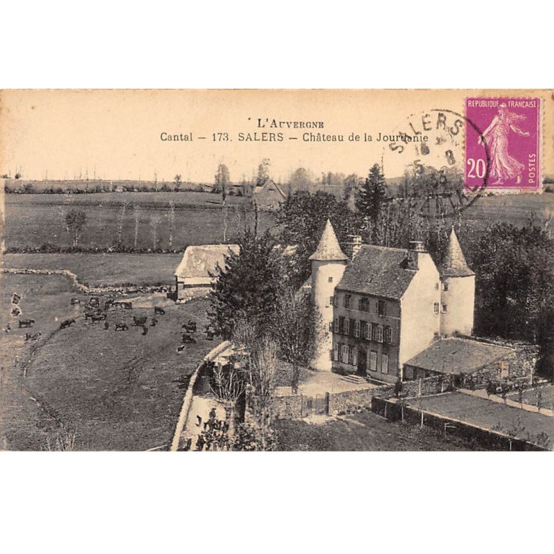 SALERS - Château de la Jourdanie - très bon état