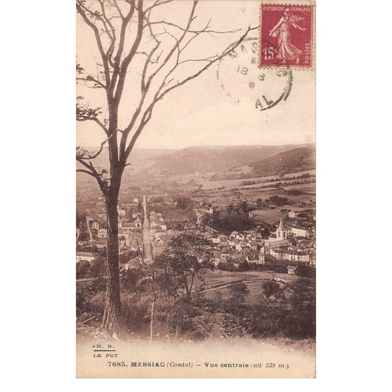 MASSIAC - Vue centrale - très bon état