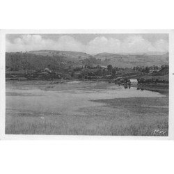 Environs de RIOM ES MONTAGNE - Lac Majonenc -très bon état