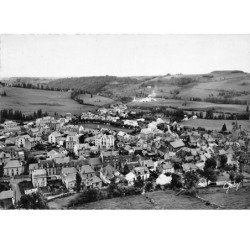 RIOM ES MONTAGNE - Vue générale -très bon état