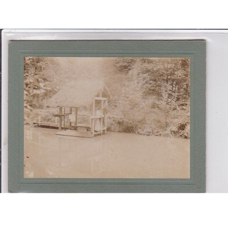 DREUX (environs): photo format 10x13 cm d'un lavoir vers 1900 - très bon état