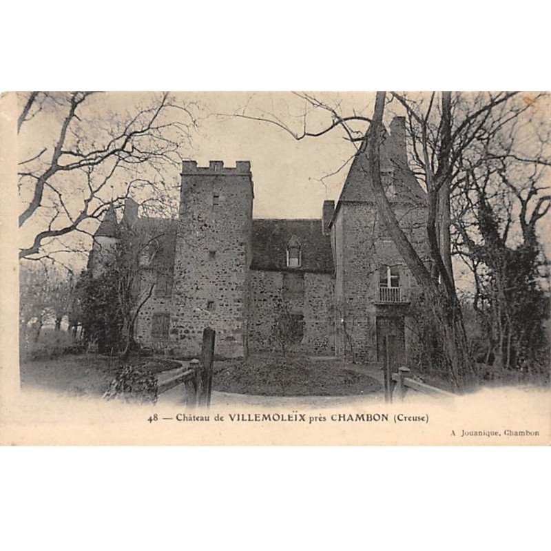 Château de VILLEMOLEIX près Chambon - très bon état