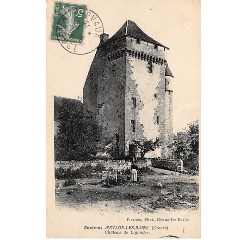 Environs d'Evaux les Bains - Château de LIGONDES - très bon état