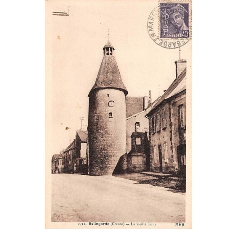BELLEGARDE - La vieille Tour - très bon état
