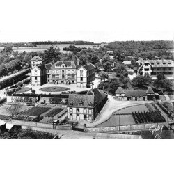 RUGLES - Vue d'ensemble - L'Hôpital et les Jardins - très bon état
