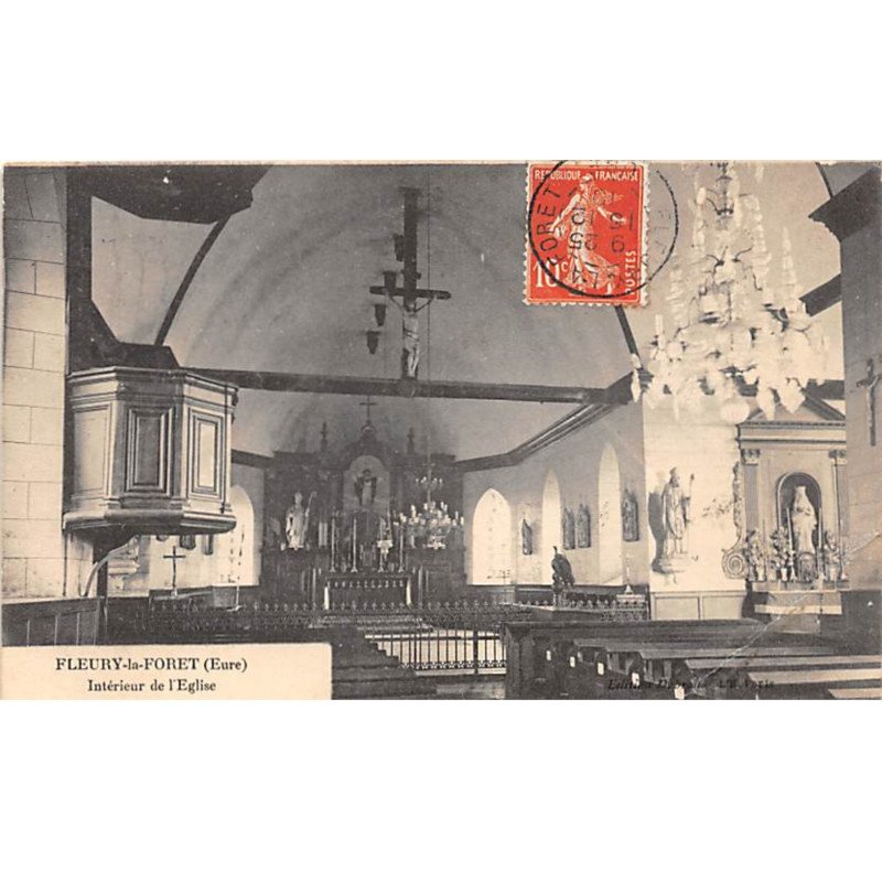 FLEURY LA FORET - Intérieur de l'Eglise - très bon état