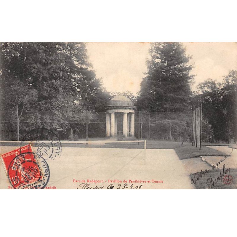 Parc de RADEPONT - Pavillon de Penthièvre et Tennis - très bon état