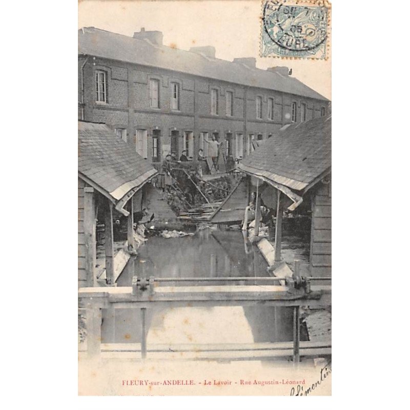 FLEURY SUR ANDELLE - Le Lavoir - Rue Augustin Léonard - très bon état