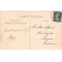 BEAUMONT LE ROGER - La Grande Place et rue de la Gare - très bon état