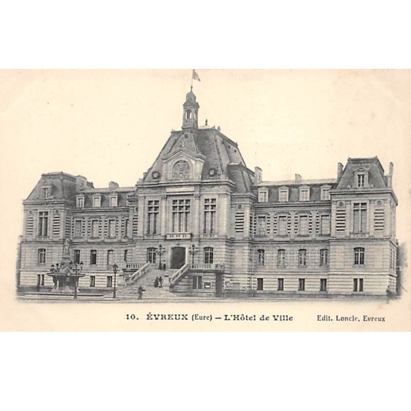 EVREUX - L'Hôtel de Ville - très bon état