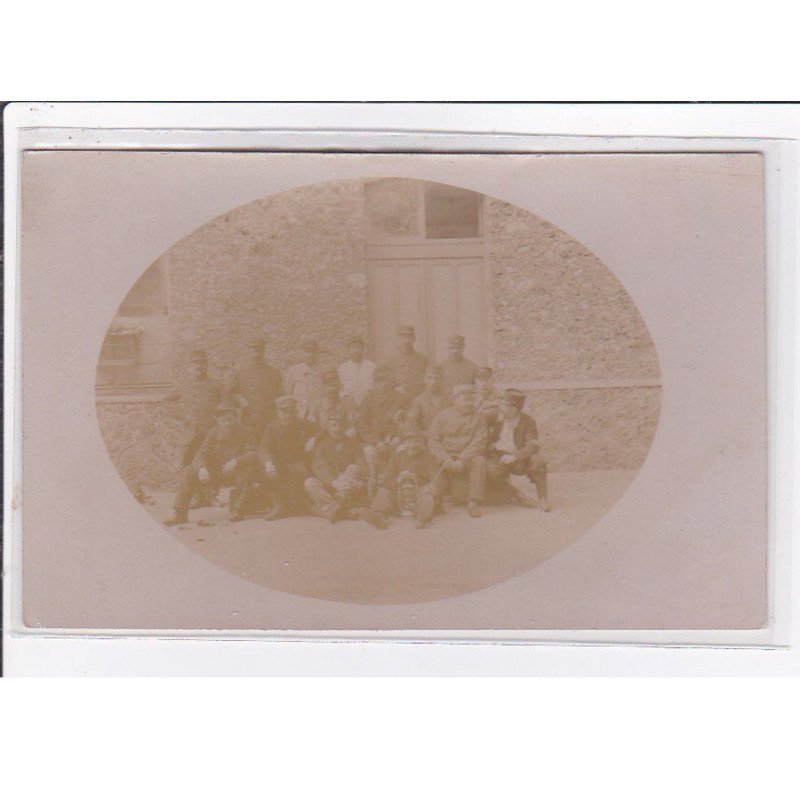 VERSAILLES : carte photo des militaires au CGV en 1915 - très bon état