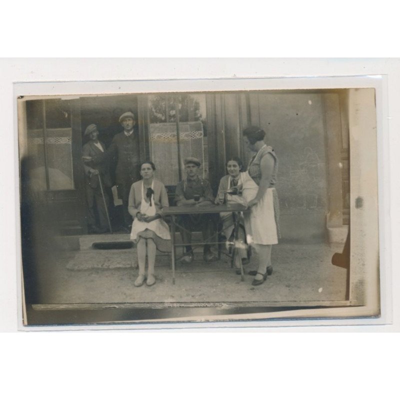 COLLIGNY - Devant un café - très bon état