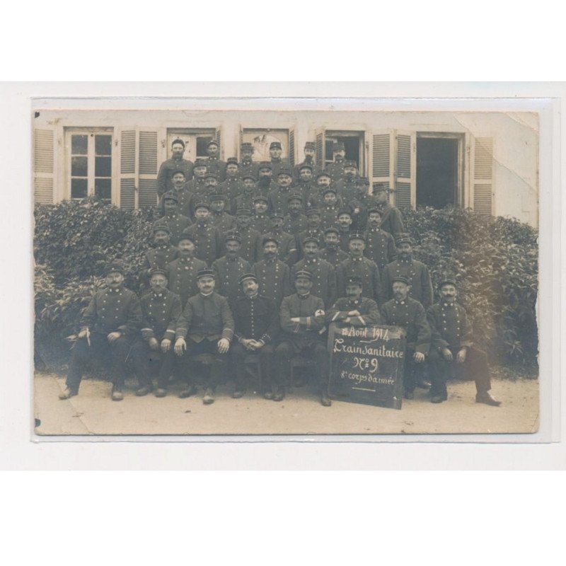 DIJON - Carte photo - Militaires - très bon état