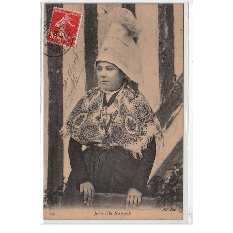 Jeune fille normande - très bon état