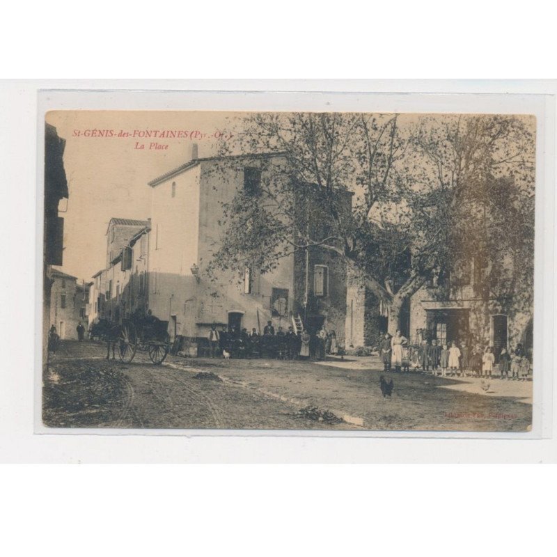 SAINT GENIS DES FONTAINES - La place - très bon état