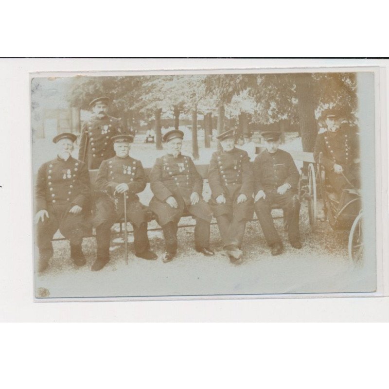 MARSEILLE - Carte photo - Vétéran - Militaires - état