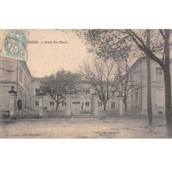 BARBEZIEUX - Ecole Sainte Marie - très bon état