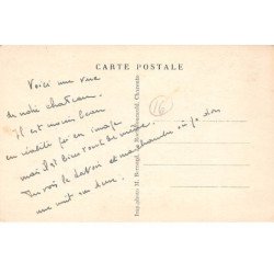 LA ROCHEFOUCAULD - Le Château - Place d Champ de Foire - très bon état