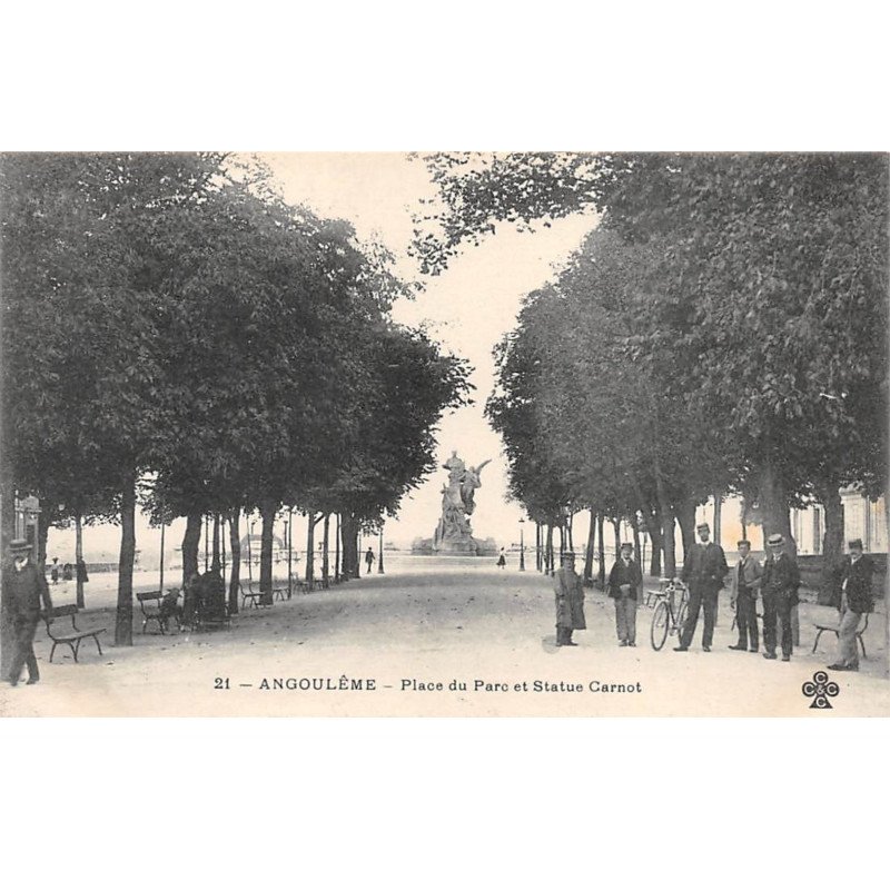 ANGOULEME - Place du Parc et Statue Carnot - très bon état