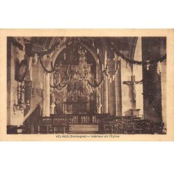 VELINES - Intérieur de l'Eglise - très bon état