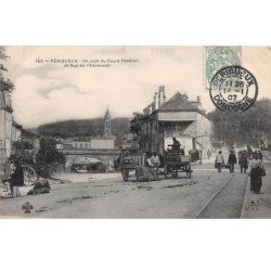 PERIGUEUX - Un coin du Cours Fénelon et Rue de l'Abreuvoir - très bon état