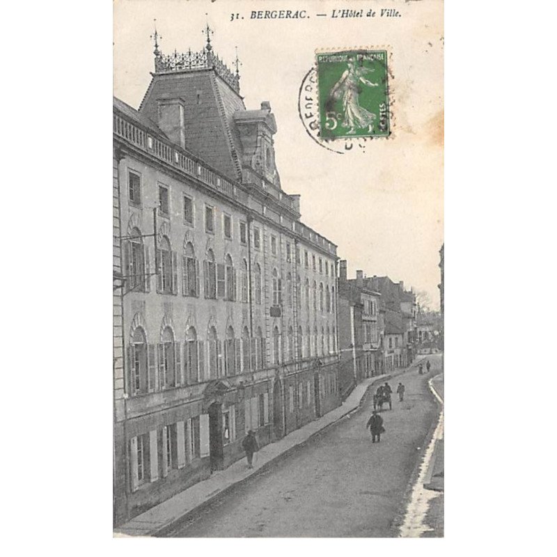BERGERAC - L'Hôtel de Ville - très bon état
