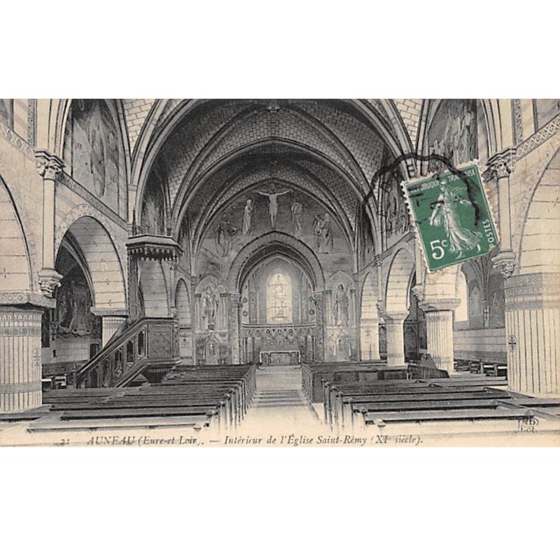 AUNEAU - Intérieur de l'Eglise Saint Rémy - très bon état