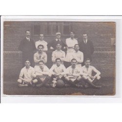 Environs de PERONNE : carte photo d'une équipe de football - bon état