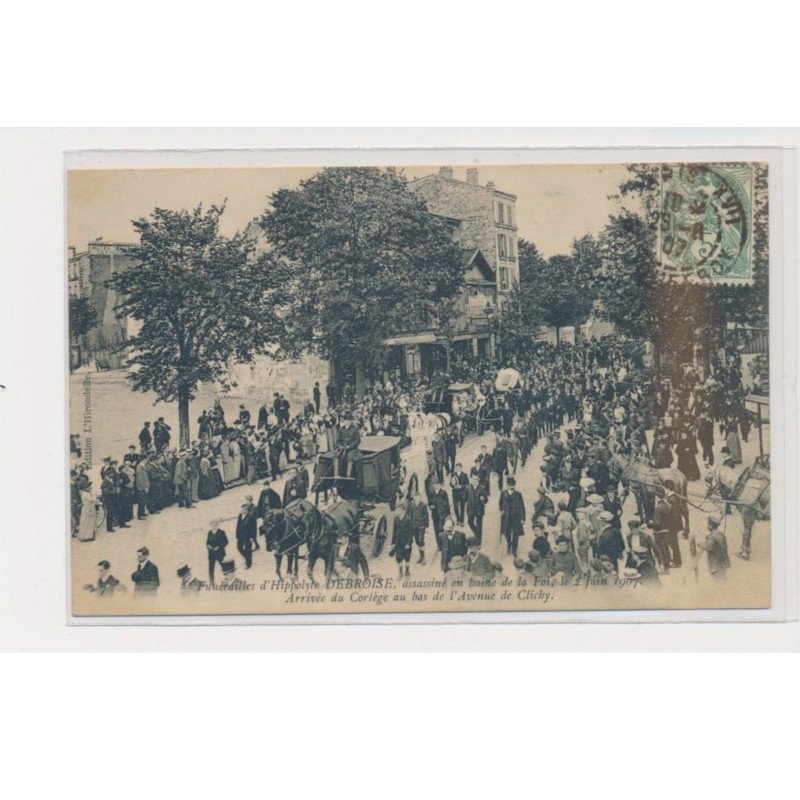 PARIS - funérailles d'Hippolyte Debroise, arrivée du cortège au bas de l'avenue de Clichy - très bon état
