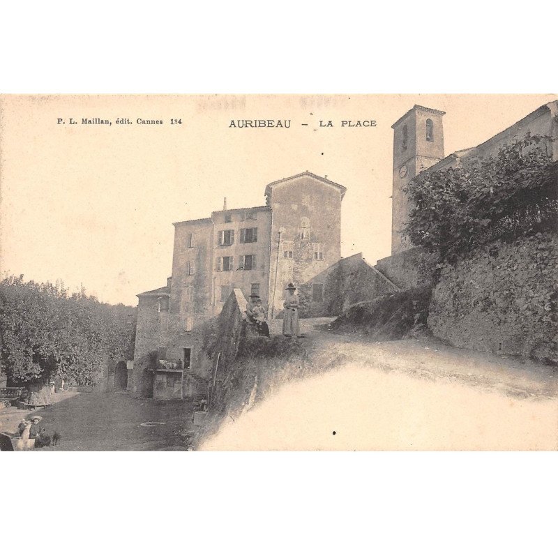 AURIBEAU - La Place - très bon état