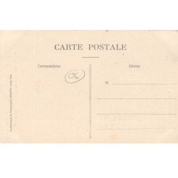 BERRE LES ALPES - Le Grand Ormeau sur la Place - très bon état