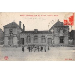 CLEREY - La Mairie - L'Ecole - très bon état