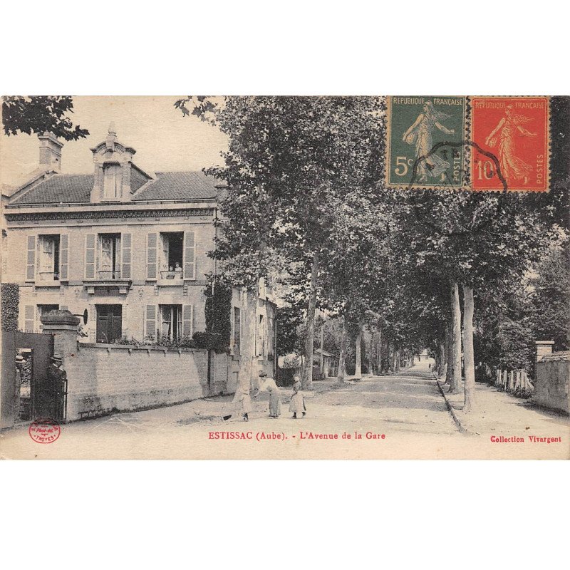 ESTISSAC - L'AVENUE de la Gare - très bon état