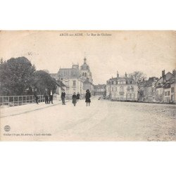 ARCIS SUR AUBE - La Rue de Châlons - très bon état