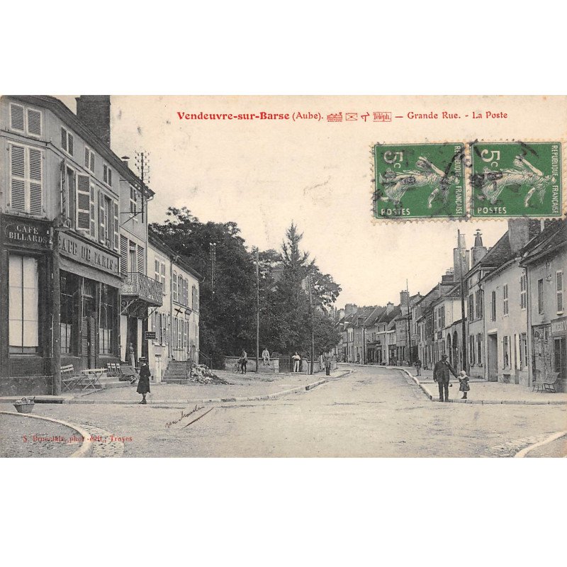 VENDEUVRE SUR BARSE - Grande Rue - La Poste - très bon état